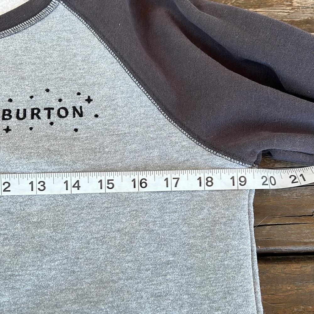 Women’s Burton Sweatshirt 🏂 - Picture 8 of 11
